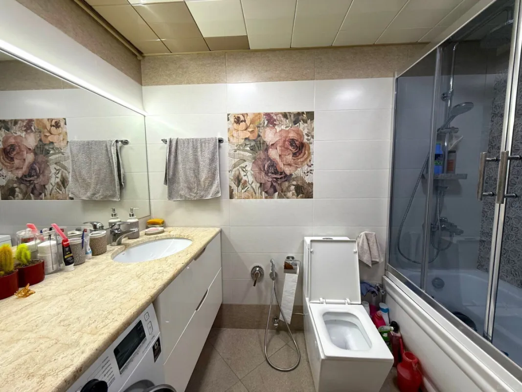 Satılır 2 otaqlı mənzil 70 m²