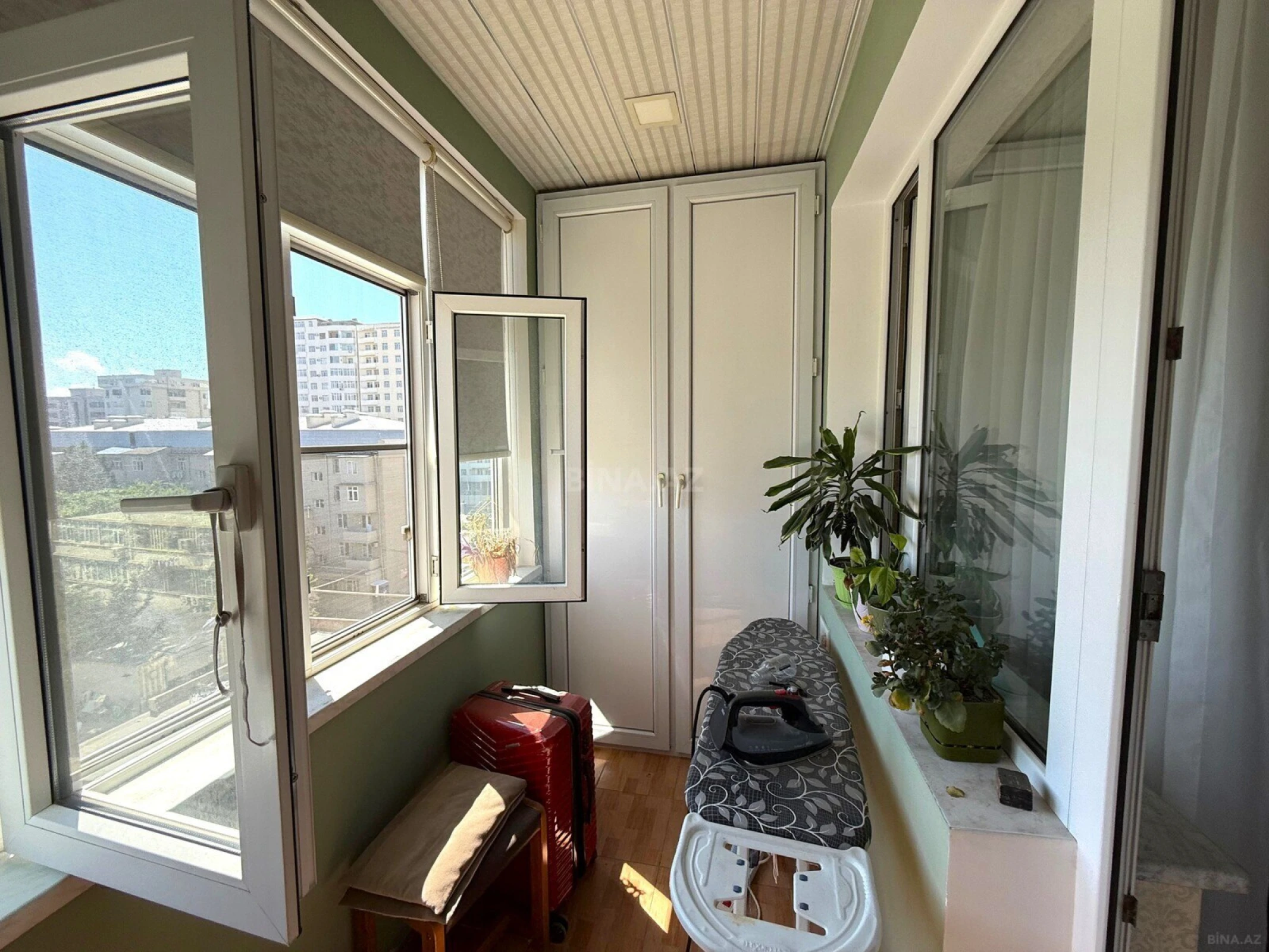 Satılır 2 otaqlı mənzil 70 m²