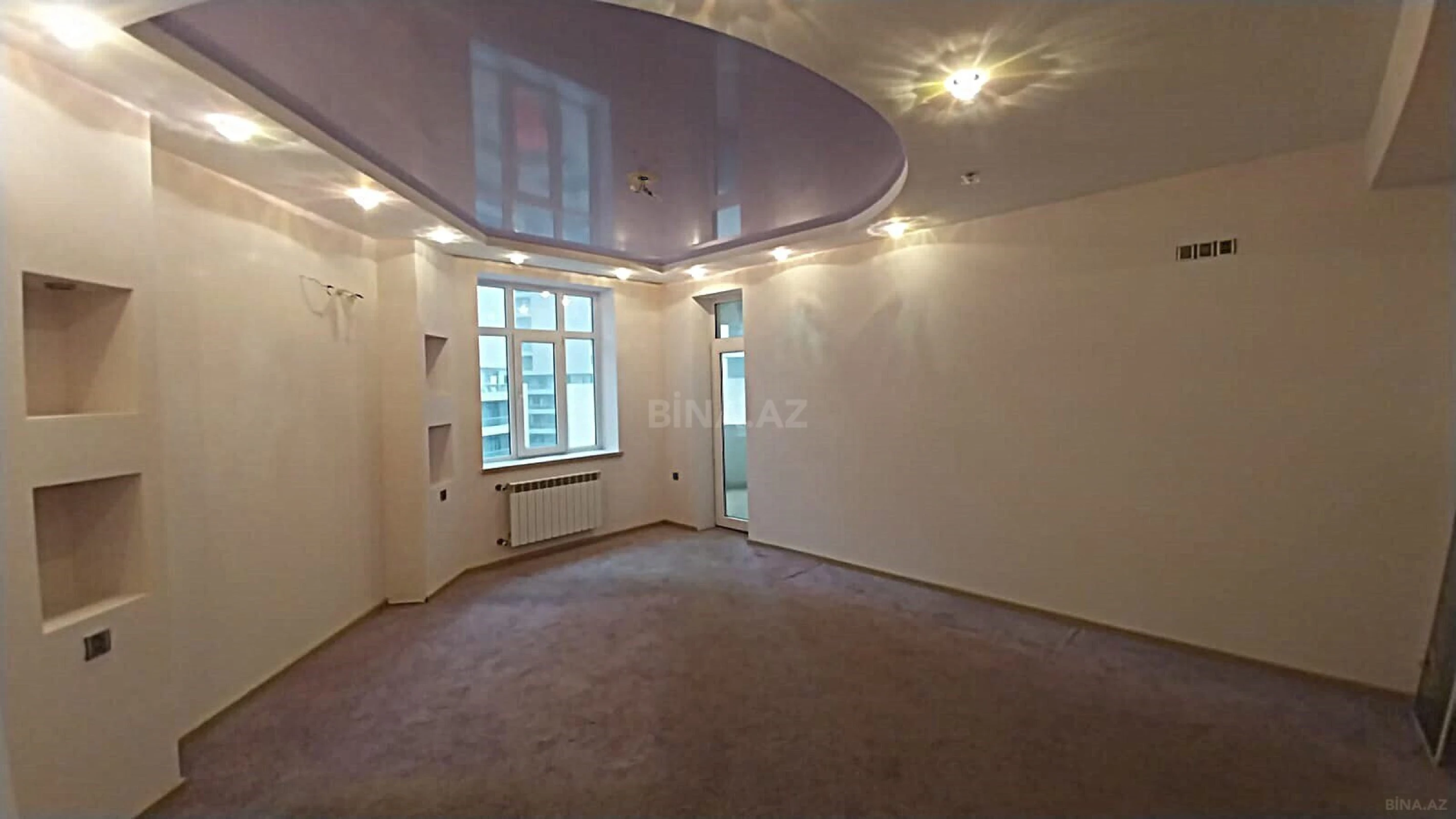 Satılır 4 otaqlı mənzil 210 m²