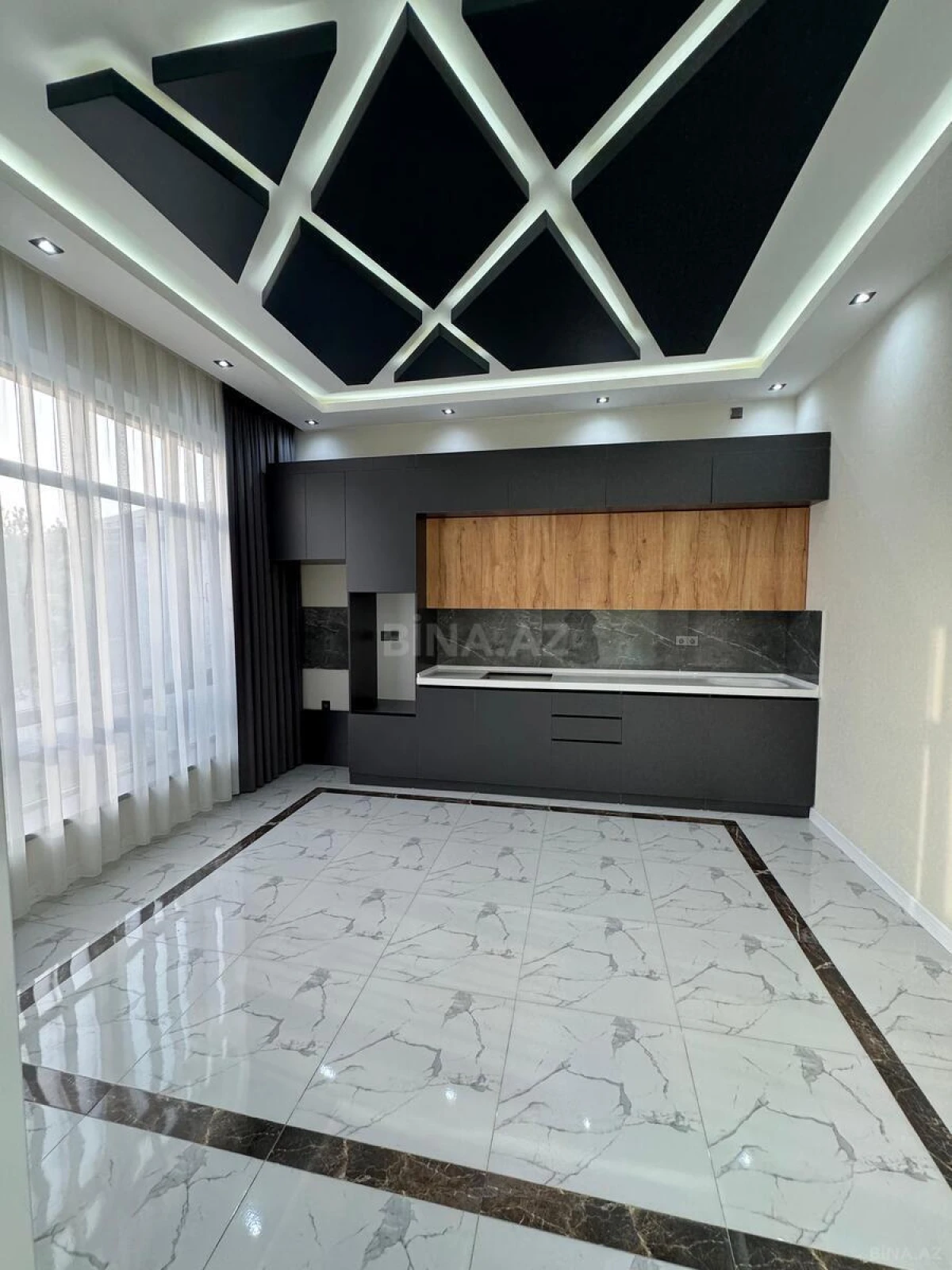 Satılır 4 otaqlı həyət evi 150 m²