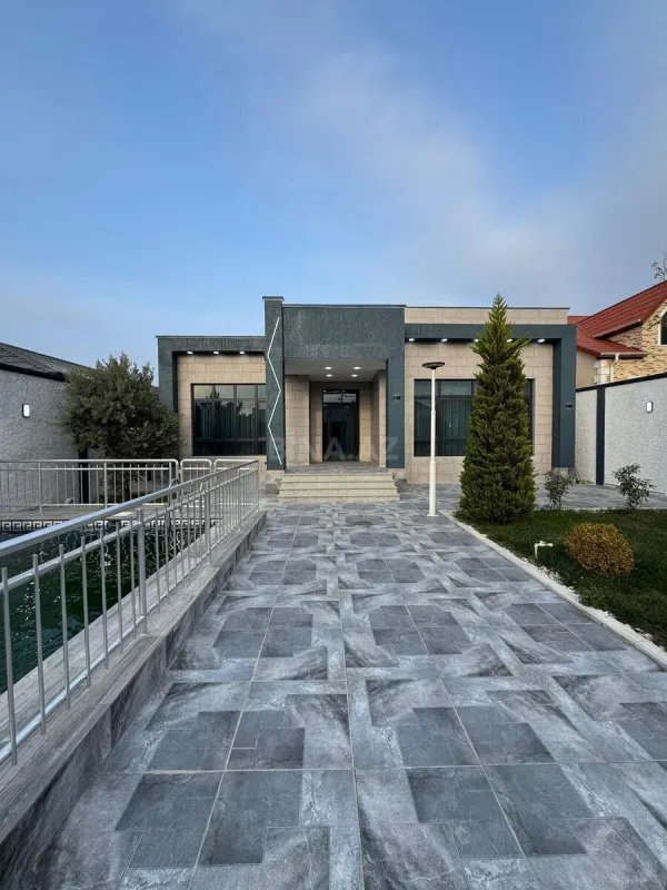 Satılır 4 otaqlı həyət evi 150 m²