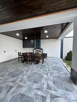 Satılır 4 otaqlı həyət evi 150 m²
