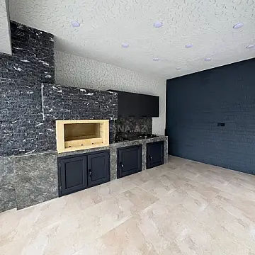 Satılır 4 otaqlı həyət evi 160 m²
