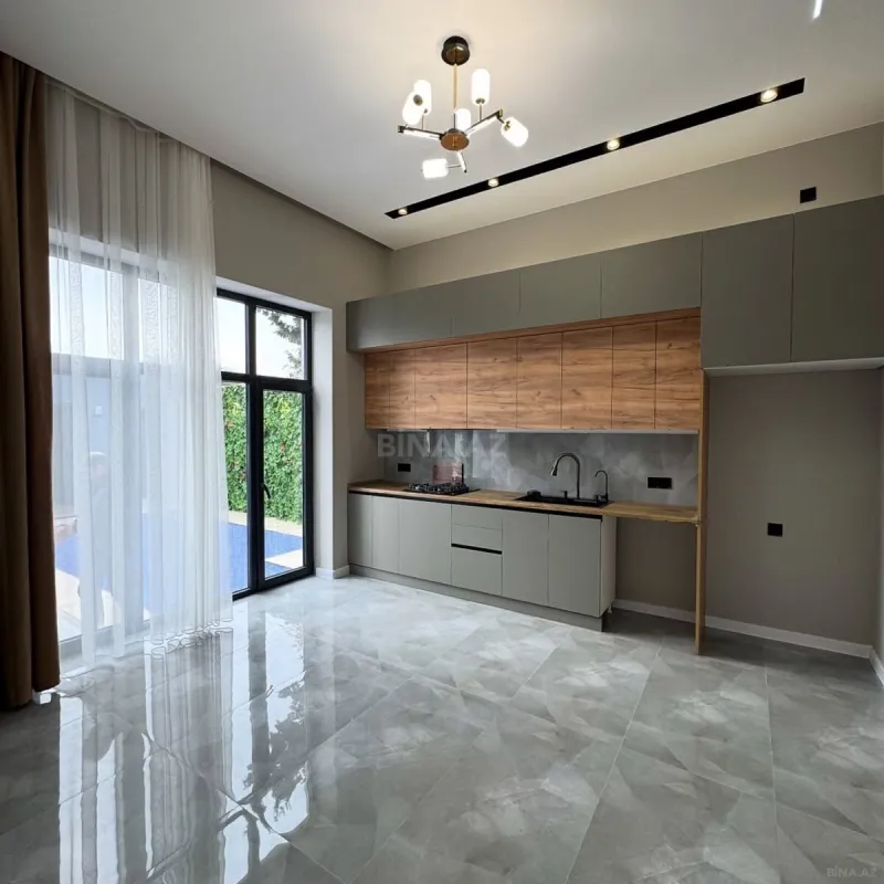 Satılır 4 otaqlı həyət evi 160 m²