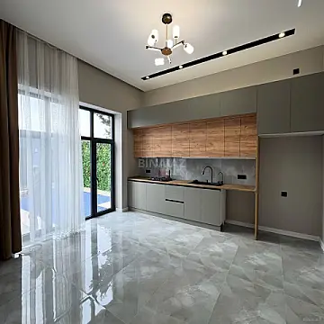 Satılır 4 otaqlı həyət evi 160 m²