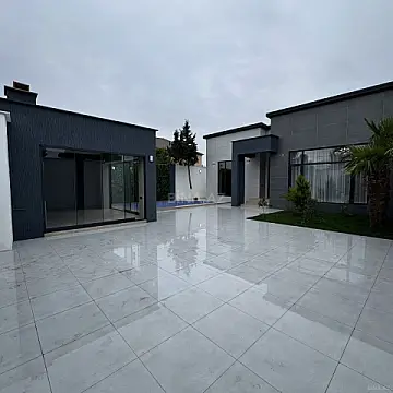 Satılır 4 otaqlı həyət evi 160 m²