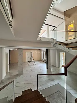 Satılır 11 otaqlı həyət evi 1100 m²