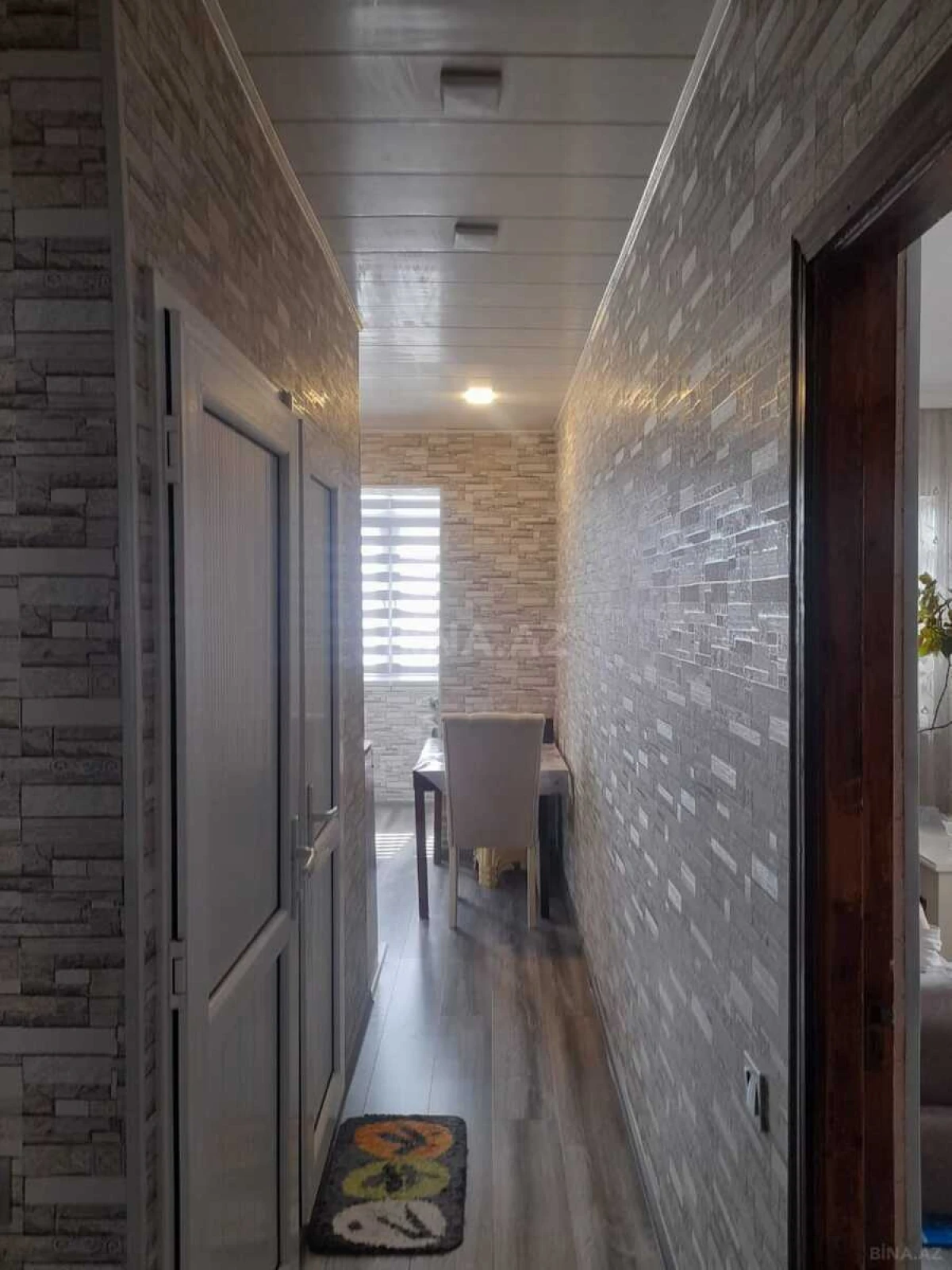 Satılır 4 otaqlı mənzil 110 m²