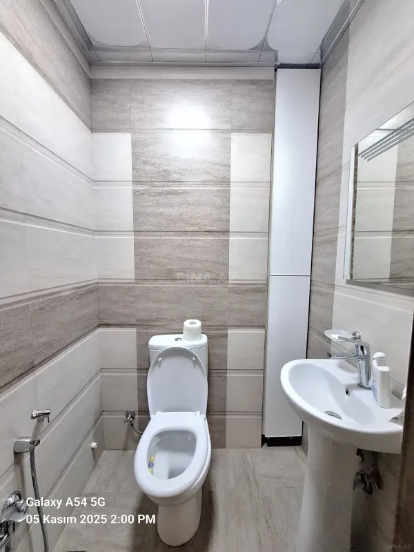 Satılır 2 otaqlı mənzil 103 m²