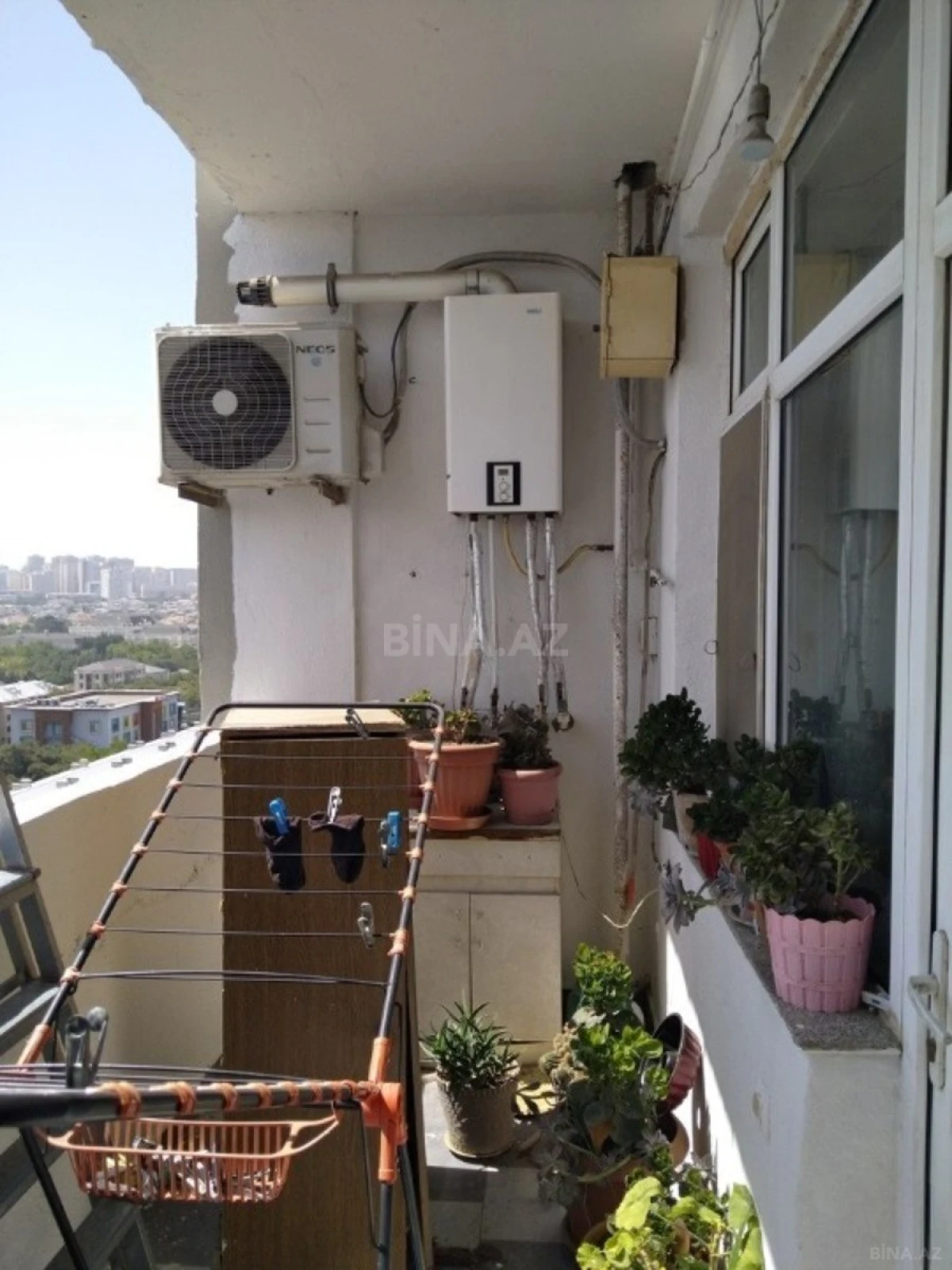 Satılır 4 otaqlı mənzil 132 m²
