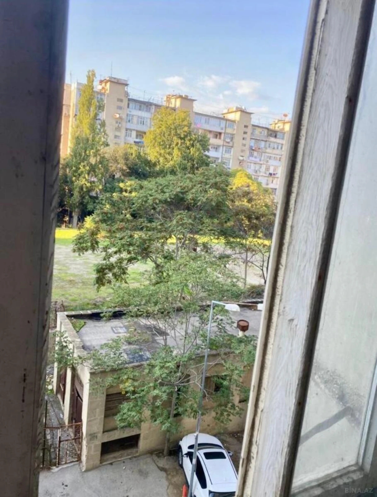 Satılır 2 otaqlı mənzil 66 m²