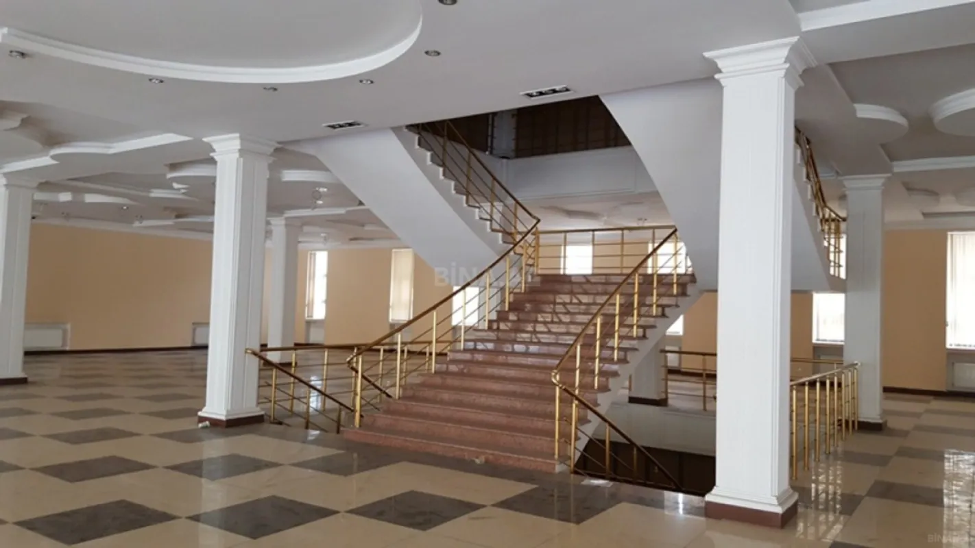 Kirayə verilir obyekt 1000 m²