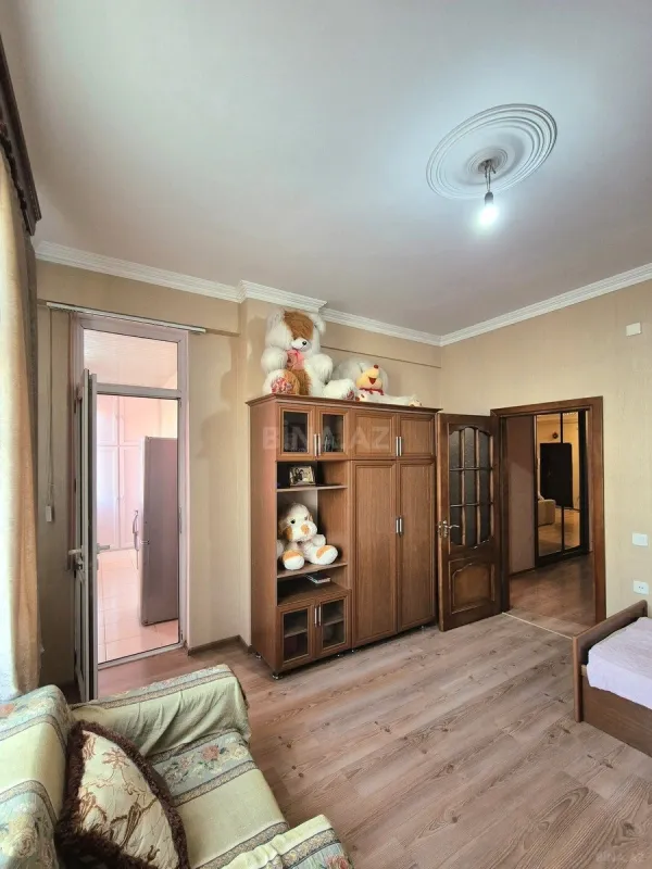 Satılır 3 otaqlı mənzil 120 m²