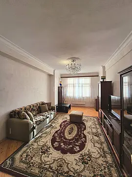 Satılır 3 otaqlı mənzil 120 m²