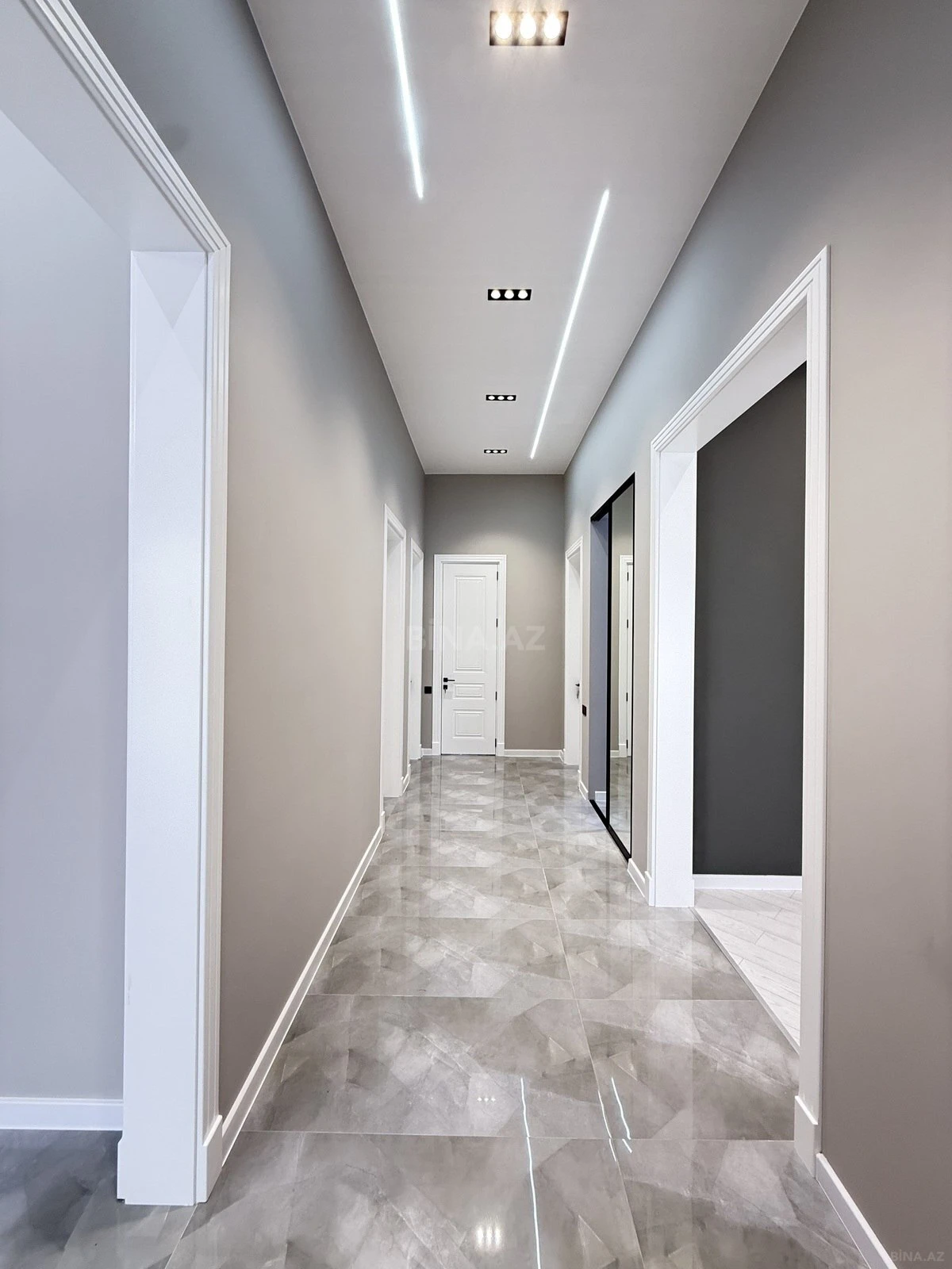 Satılır 4 otaqlı həyət evi 160 m²