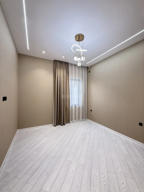 Satılır 4 otaqlı həyət evi 160 m²