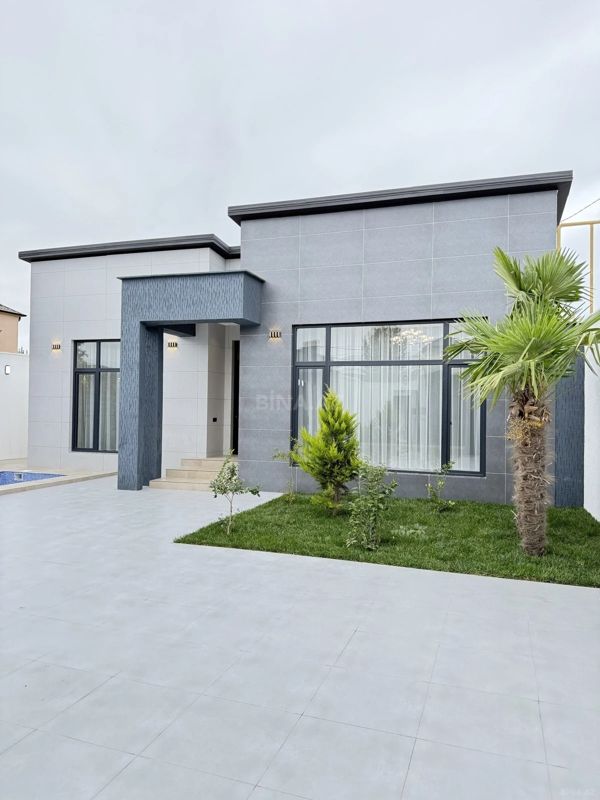 Satılır 4 otaqlı həyət evi 160 m²