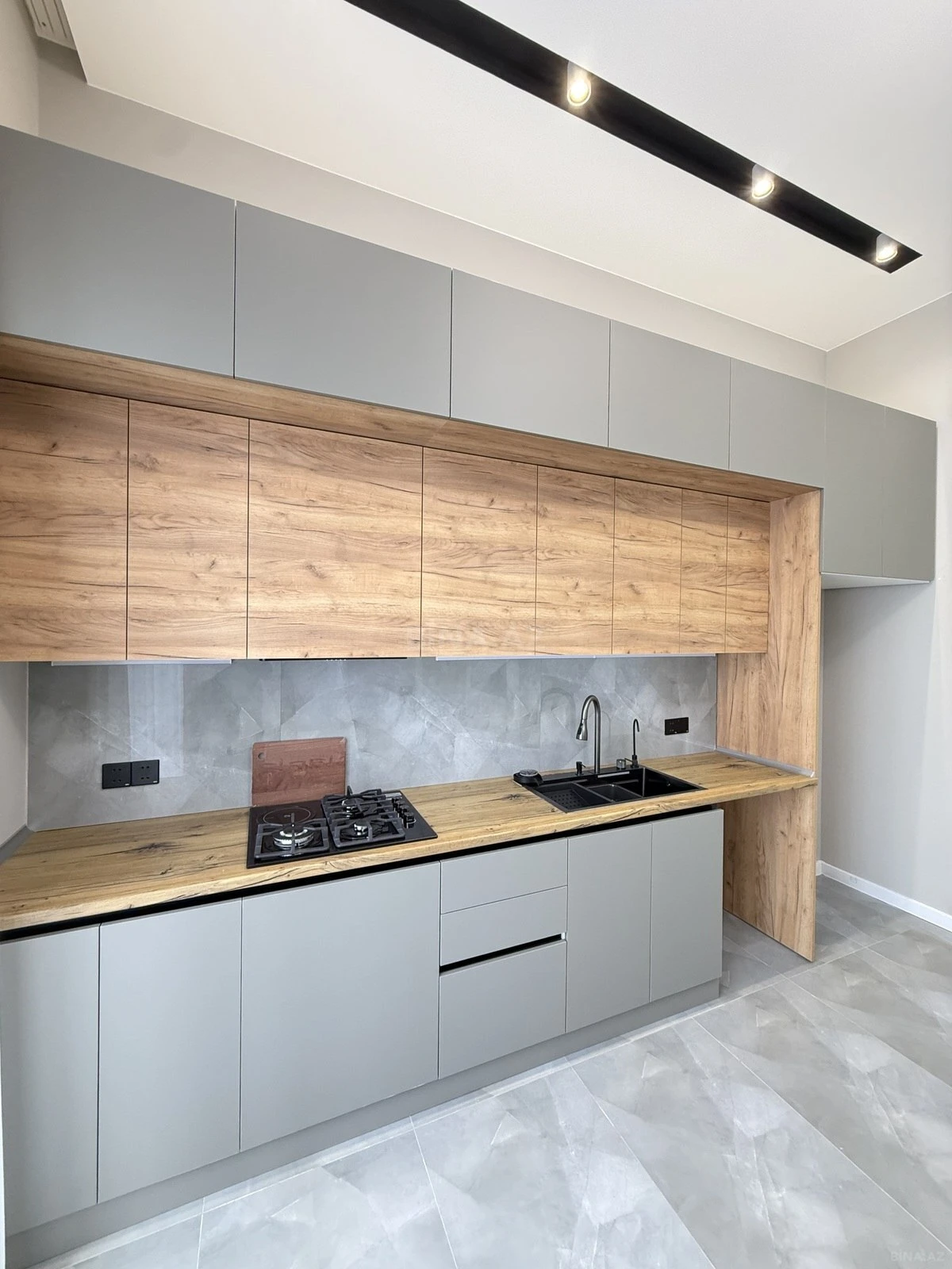 Satılır 4 otaqlı həyət evi 160 m²