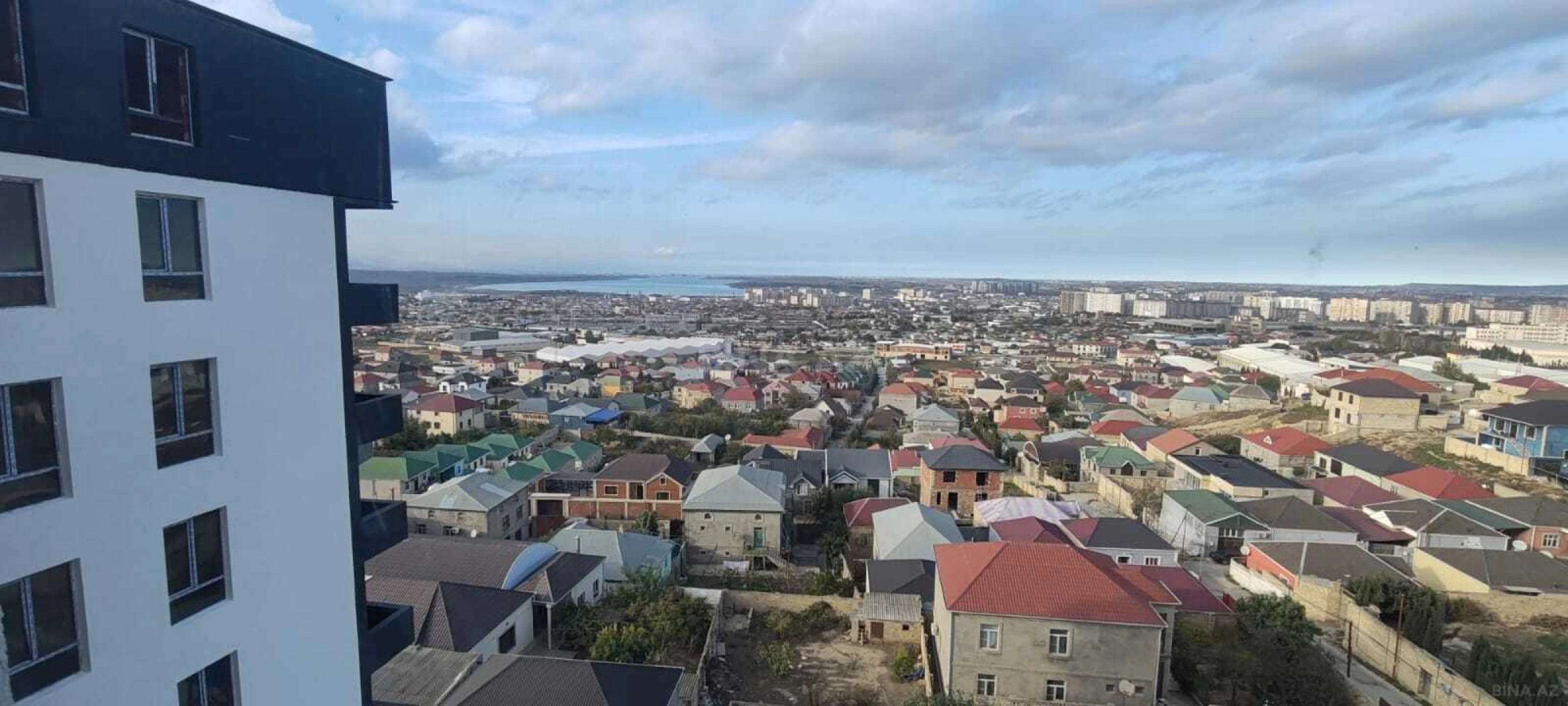 Satılır 2 otaqlı mənzil 64 m²