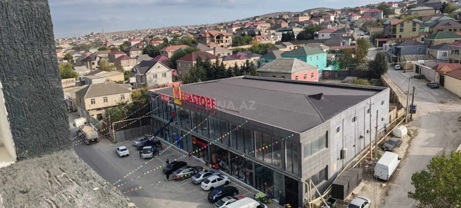Satılır 2 otaqlı mənzil 64 m²
