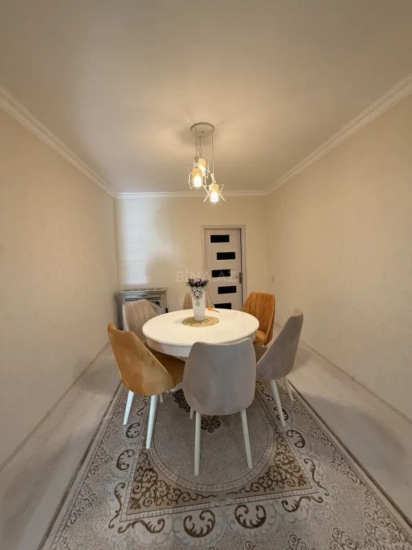 Satılır 5 otaqlı mənzil 110 m²