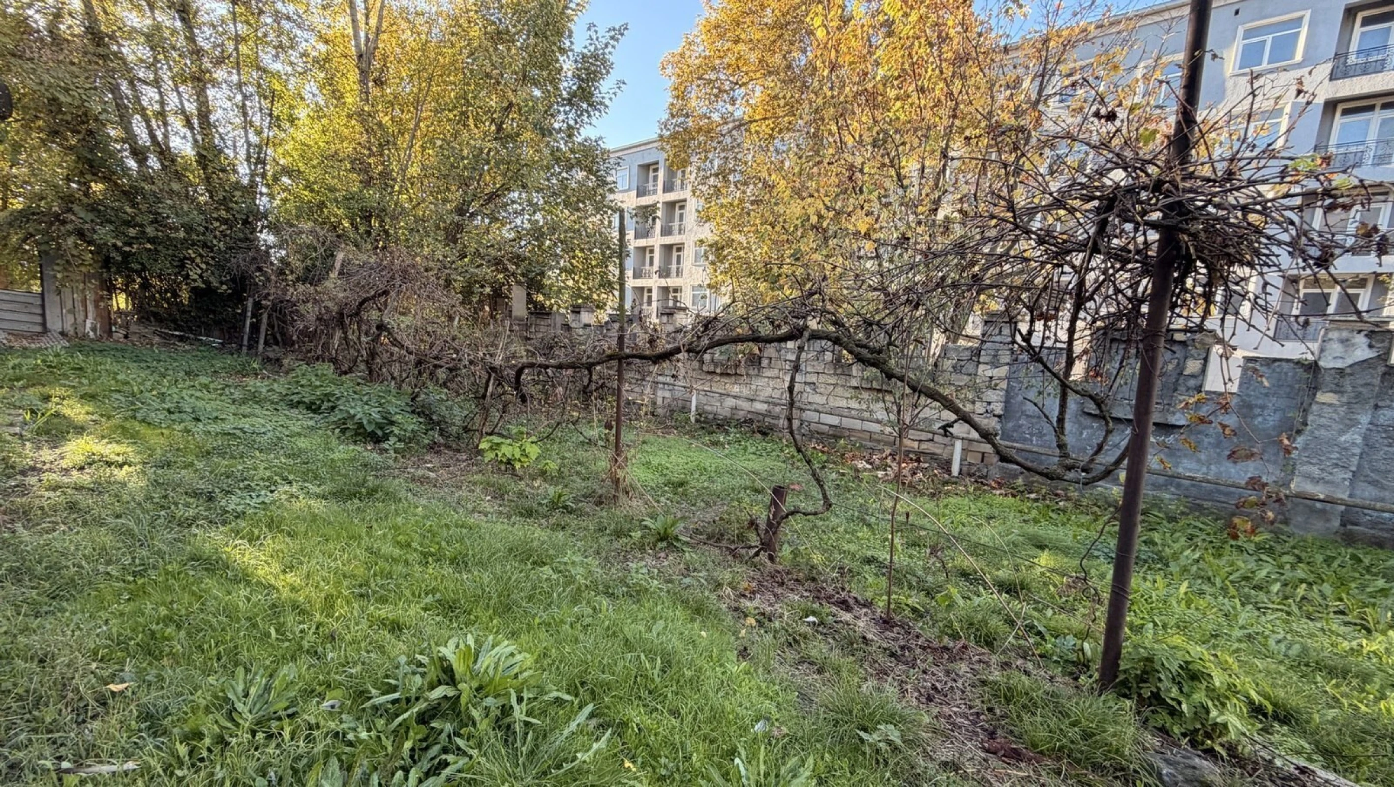 Satılır 5 otaqlı mənzil 110 m²