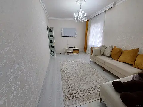 Satılır 5 otaqlı mənzil 110 m²