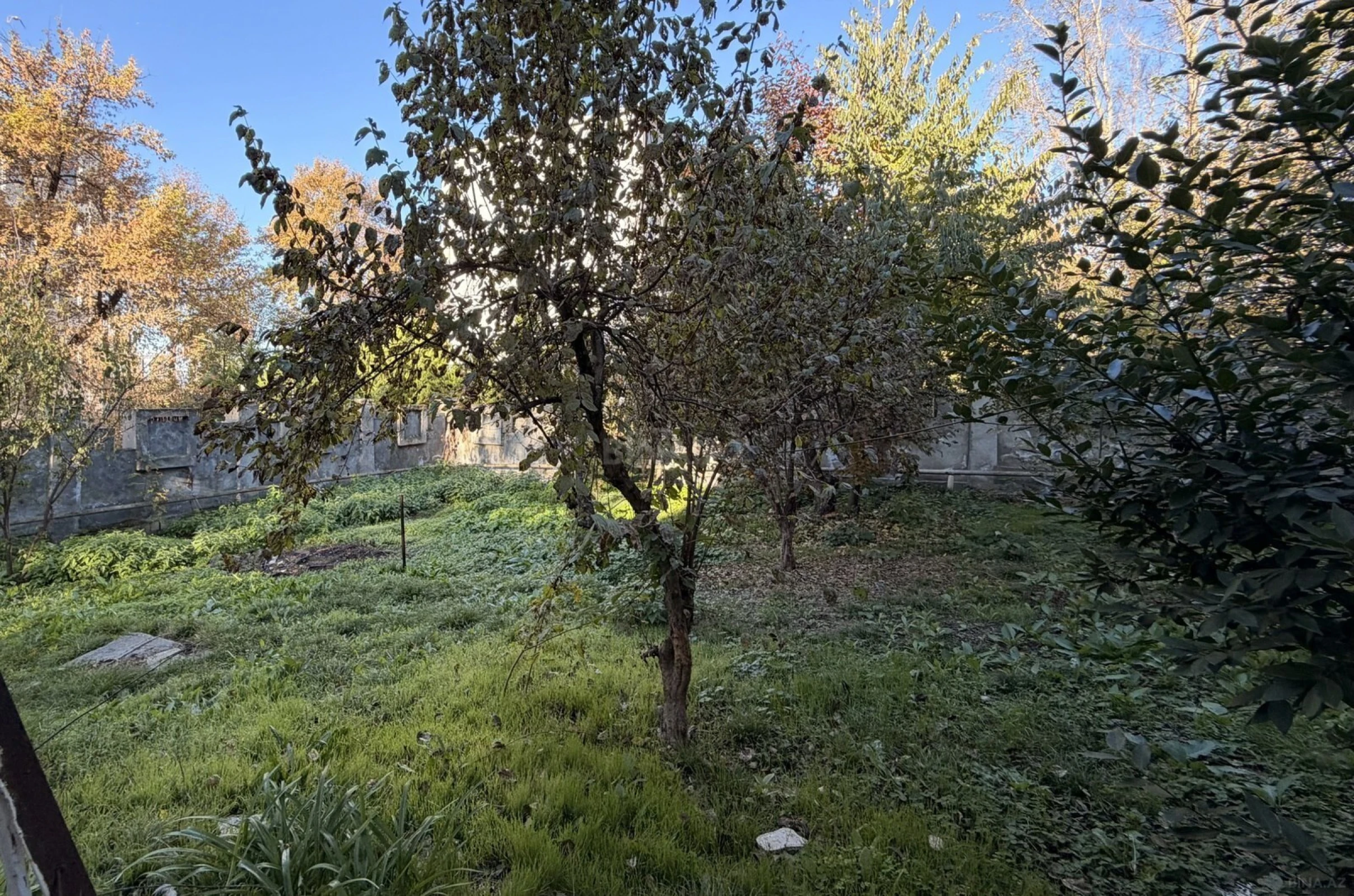 Satılır 5 otaqlı mənzil 110 m²