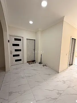 Satılır 5 otaqlı mənzil 110 m²