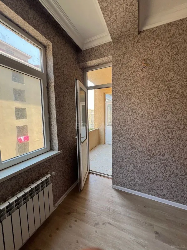 Satılır 3 otaqlı mənzil 105 m²