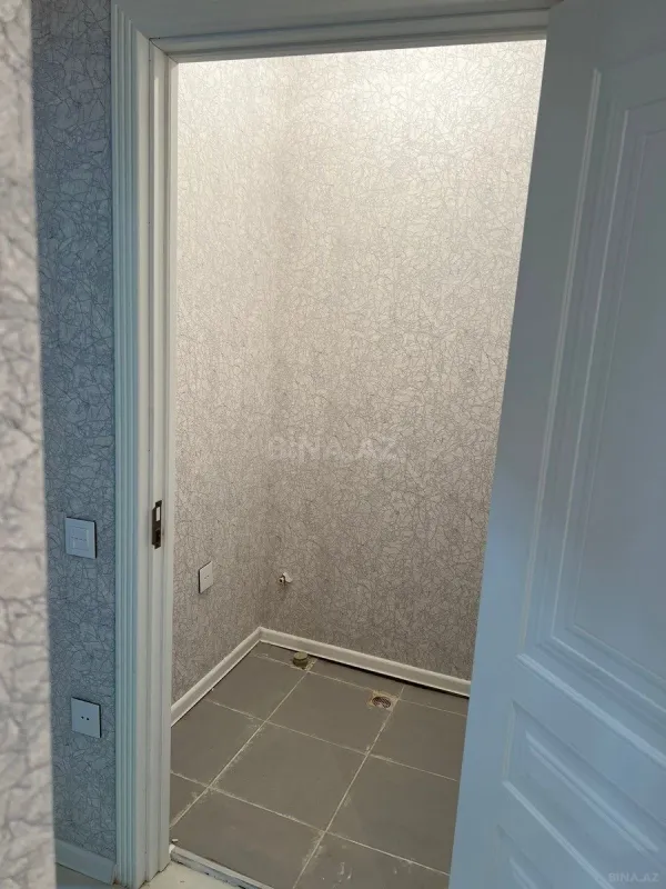 Satılır 3 otaqlı mənzil 105 m²