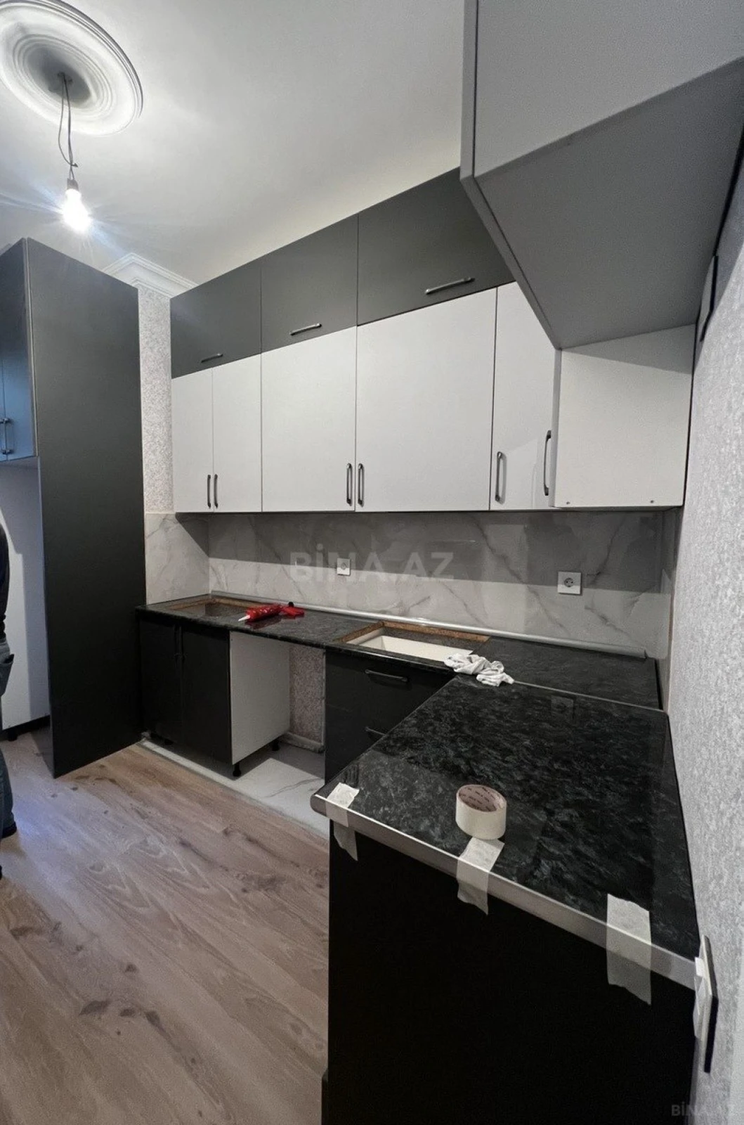 Satılır 3 otaqlı mənzil 105 m²