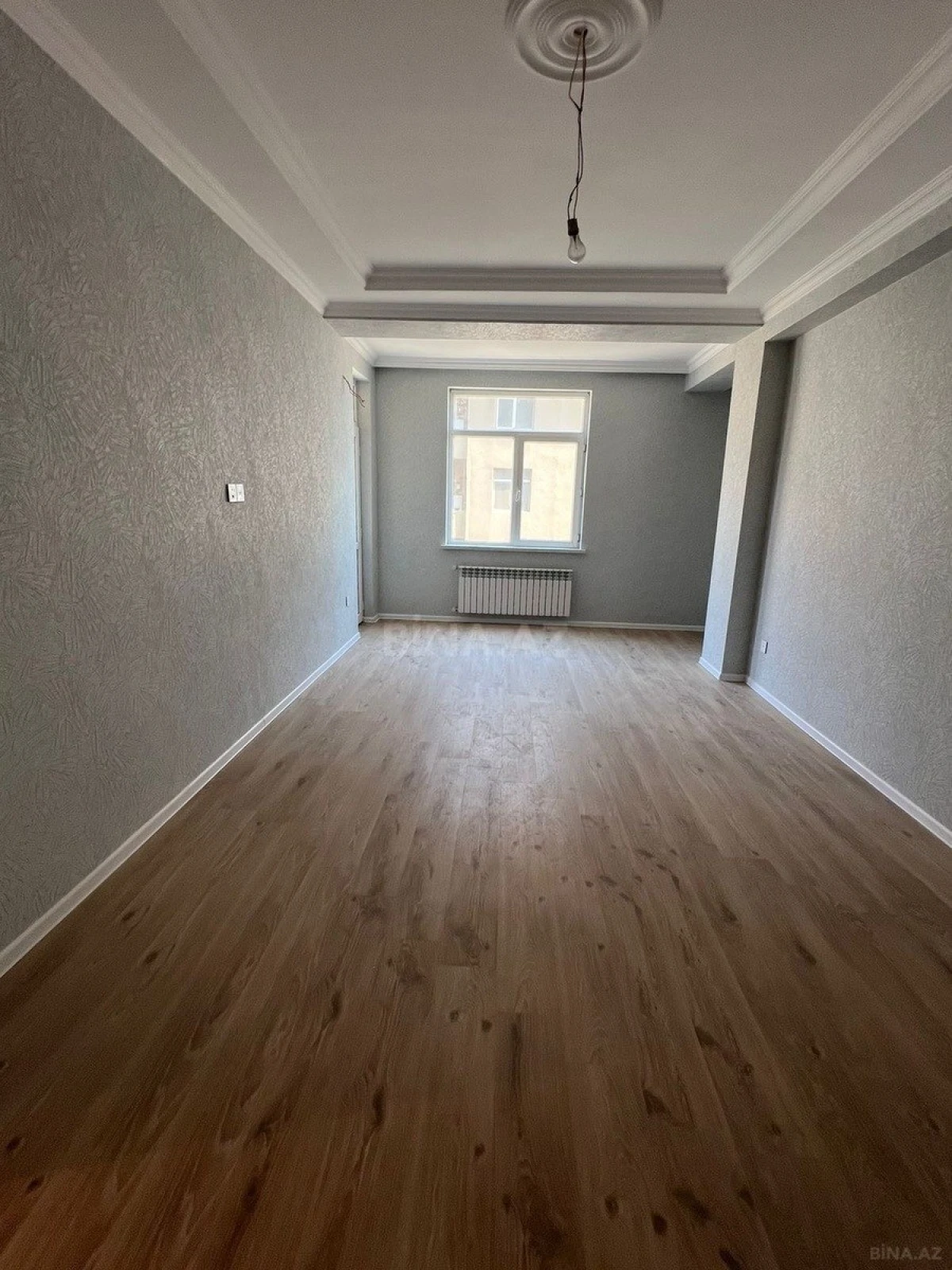 Satılır 3 otaqlı mənzil 105 m²