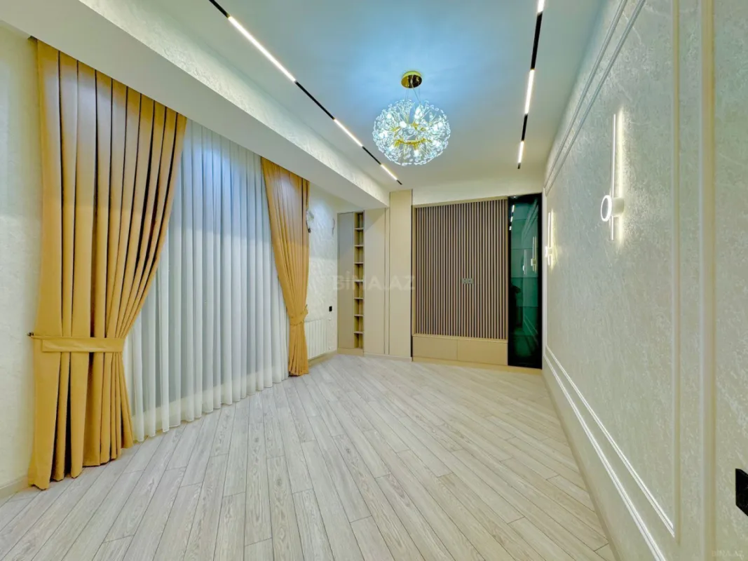 Satılır 2 otaqlı mənzil 77 m²