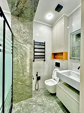 Satılır 2 otaqlı mənzil 77 m²