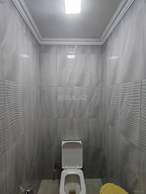 Satılır 5 otaqlı həyət evi 250 m²