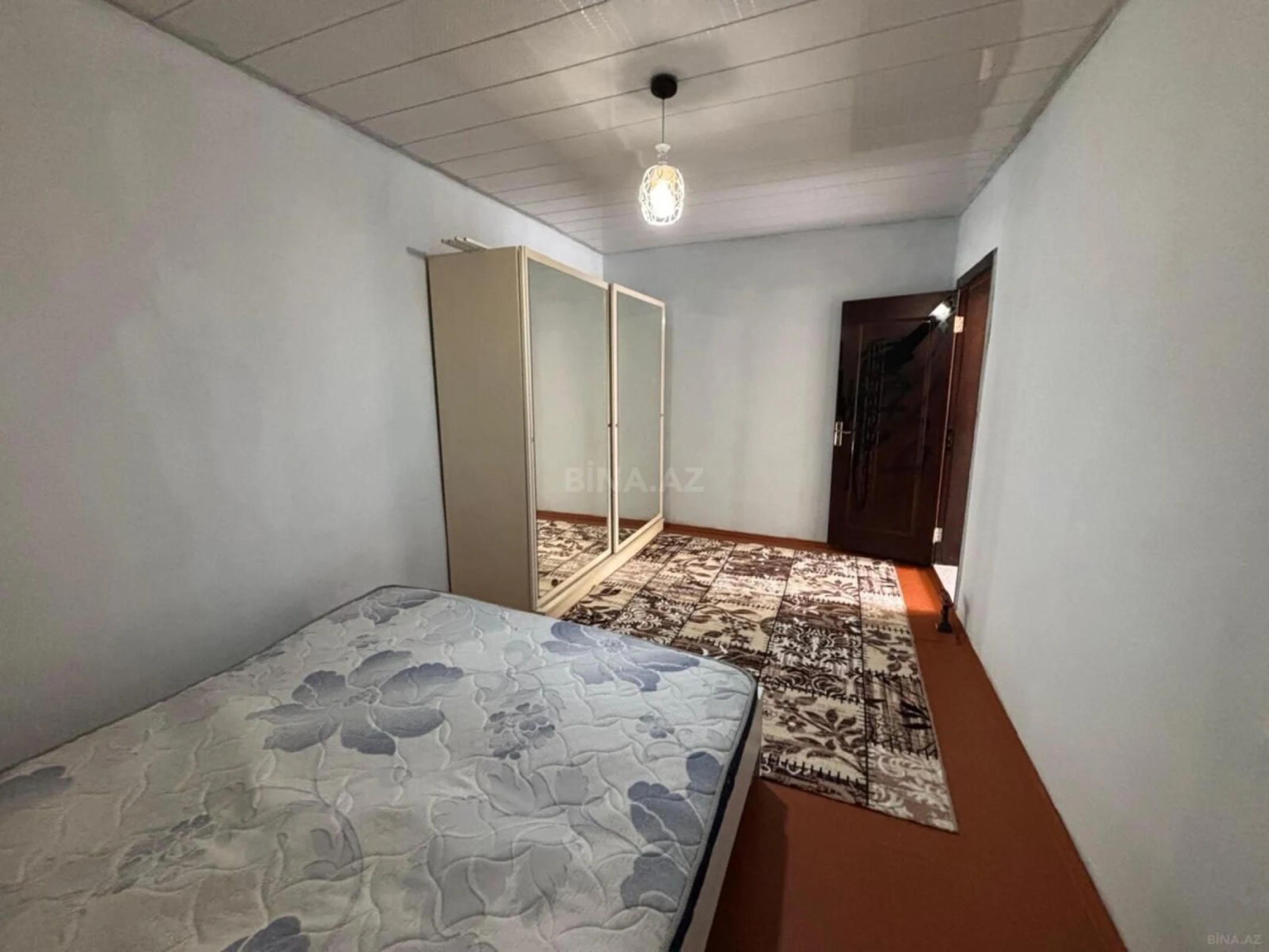 Kirayə verilir 2 otaqlı həyət evi 65 m²