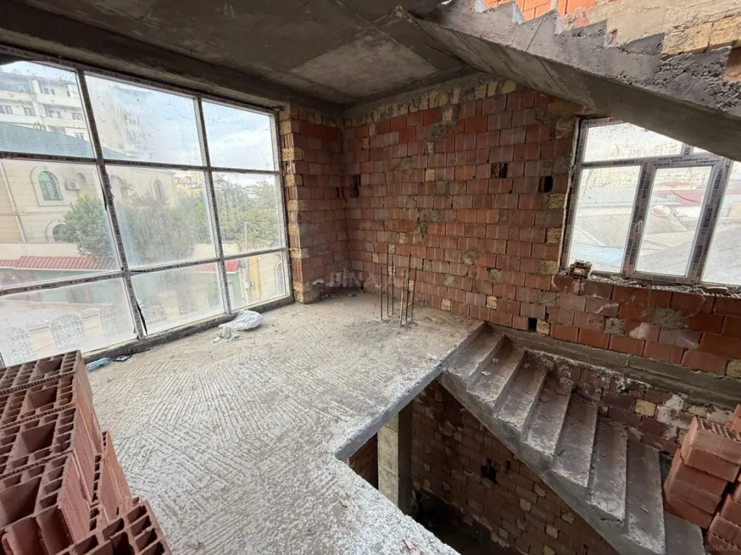 Satılır obyekt 1150 m²