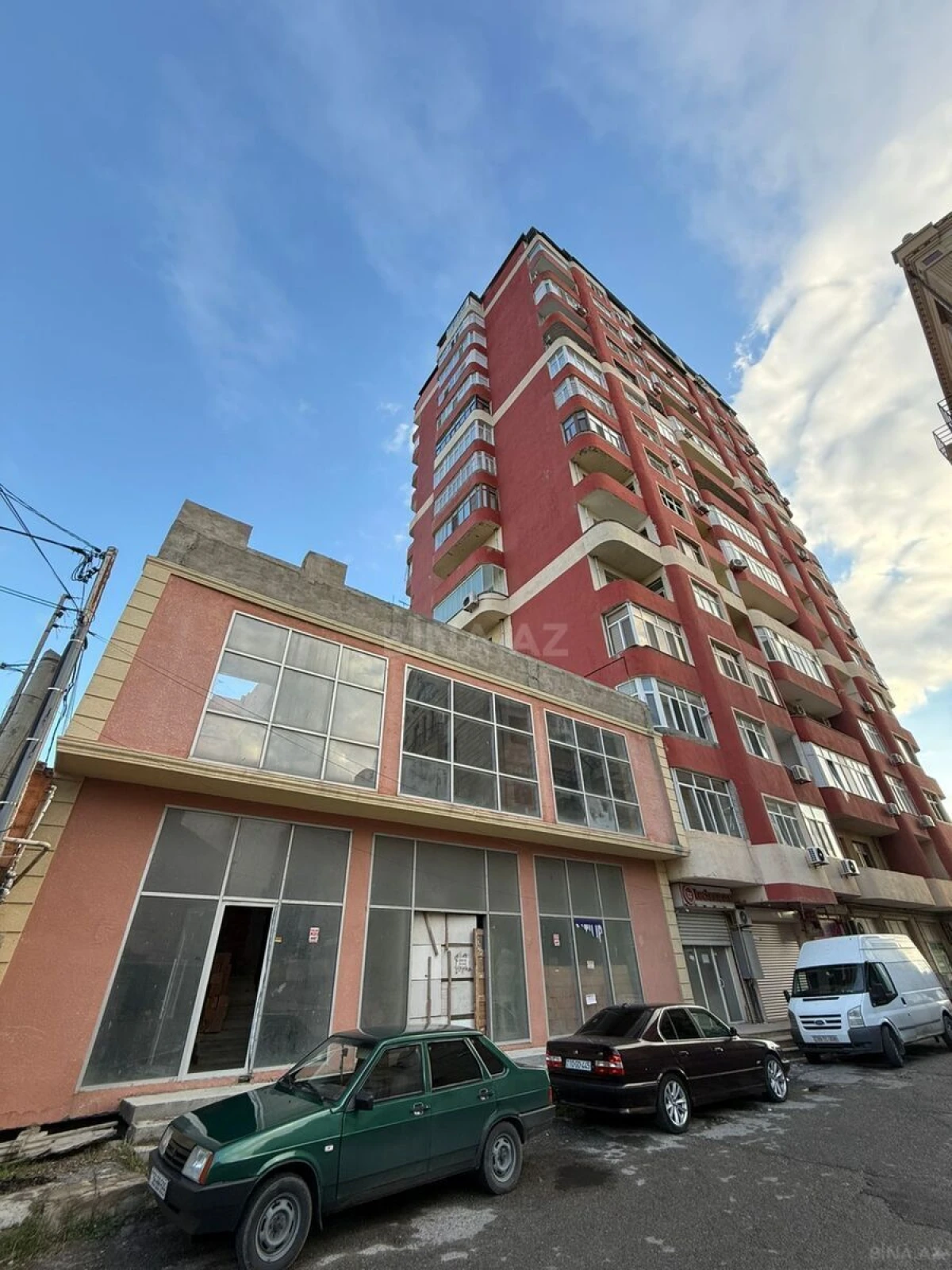 Satılır obyekt 1150 m²