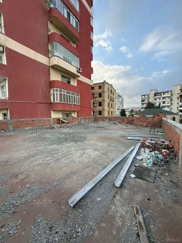 Satılır obyekt 1150 m²