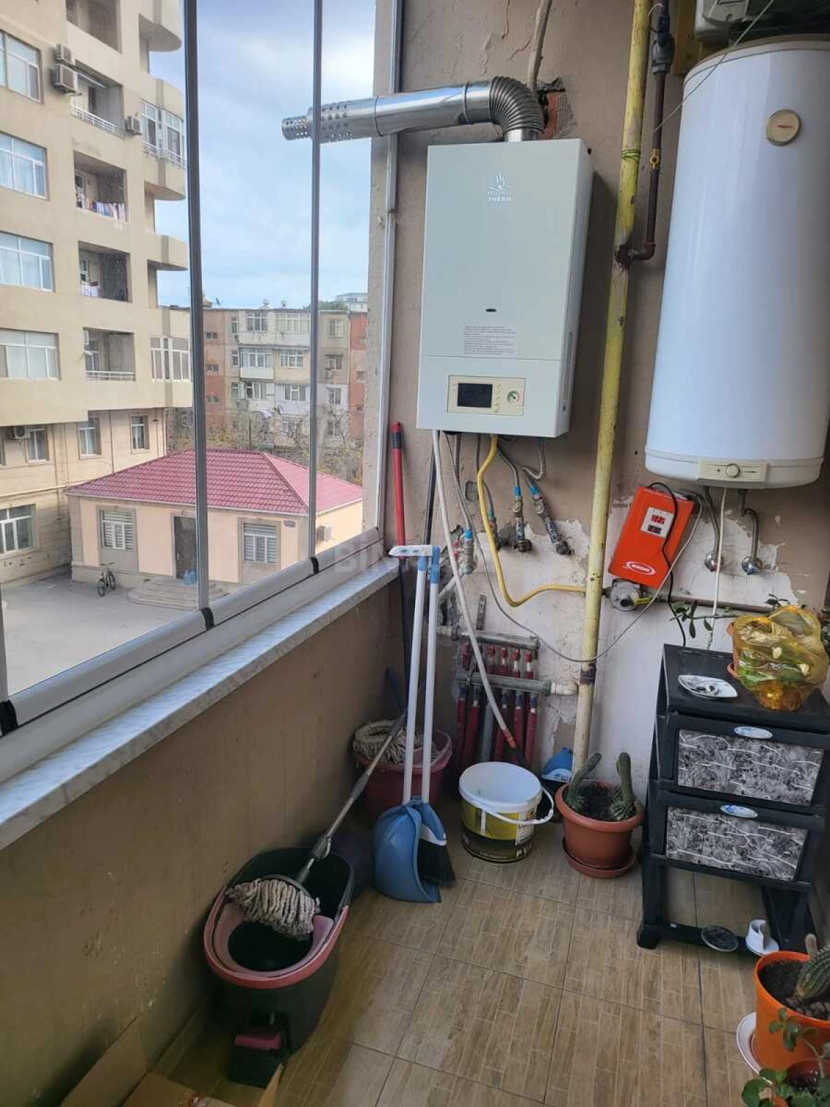 Satılır 3 otaqlı mənzil 115 m²