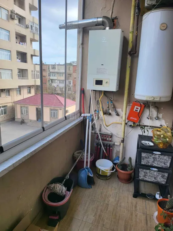 Satılır 3 otaqlı mənzil 115 m²