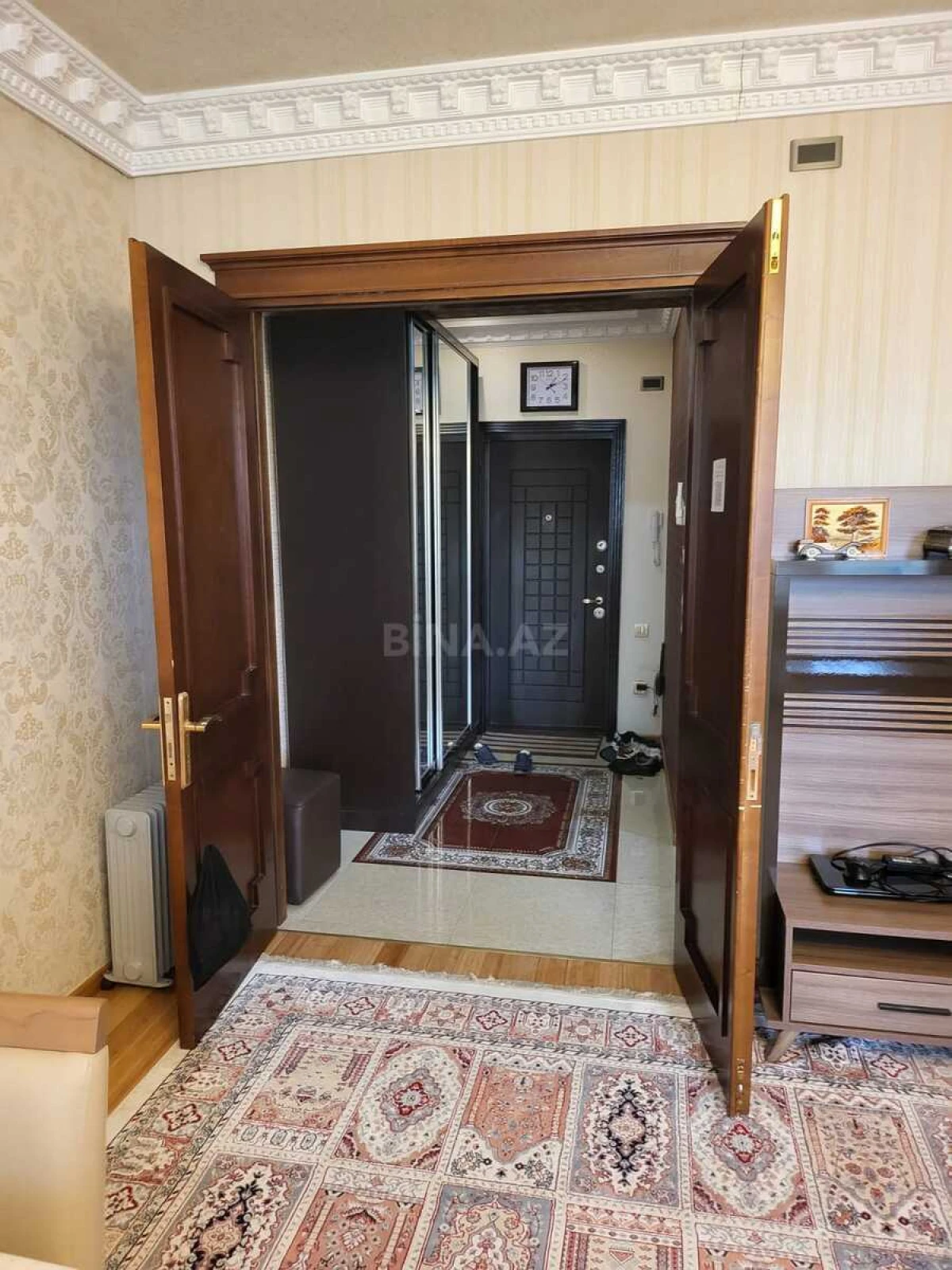 Satılır 3 otaqlı mənzil 115 m²