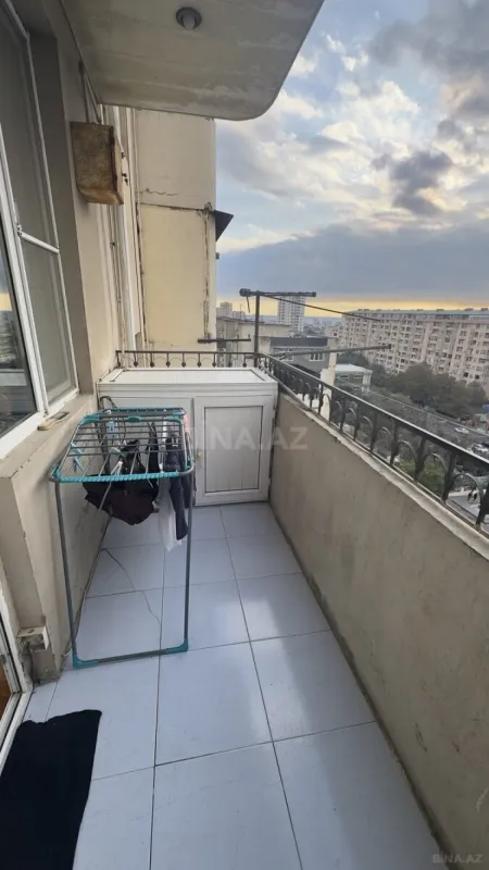 Satılır 3 otaqlı mənzil 106 m²