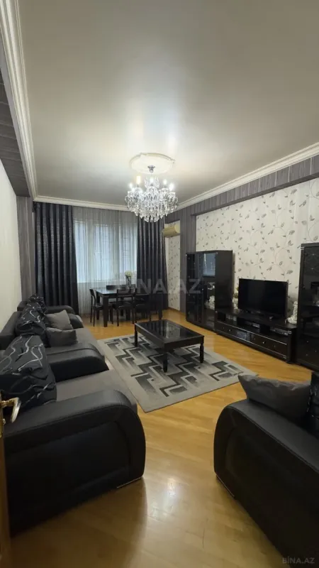Satılır 3 otaqlı mənzil 106 m²
