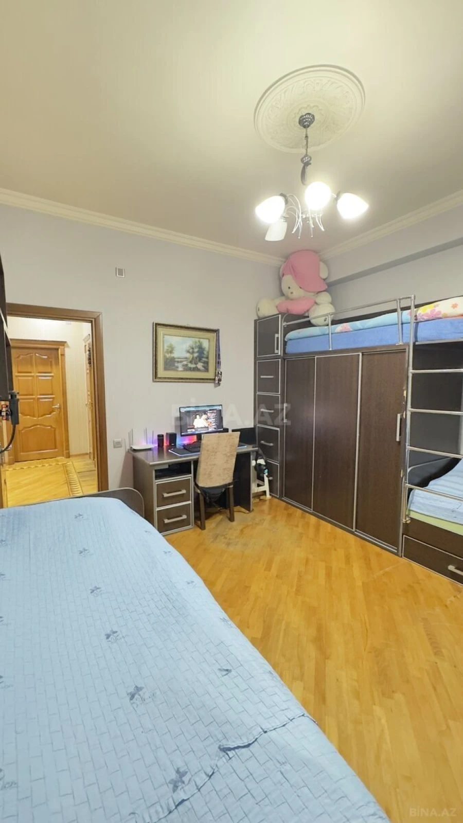 Satılır 3 otaqlı mənzil 106 m²