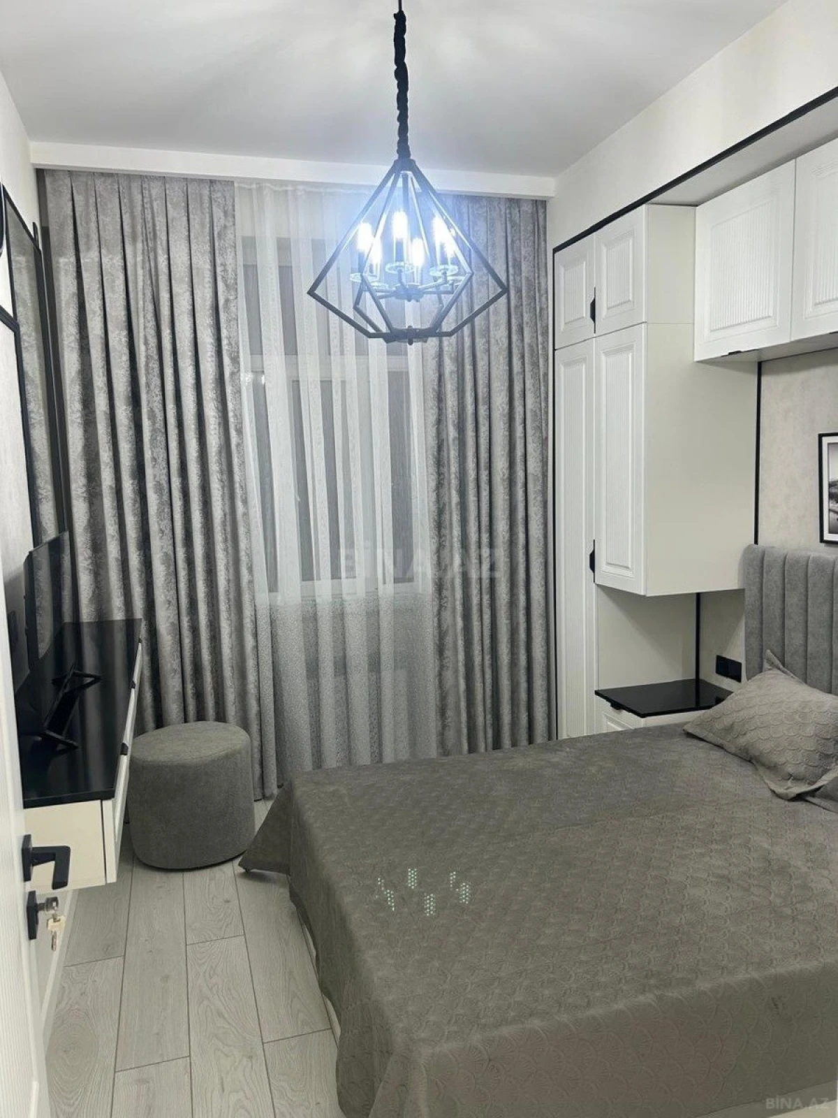 Satılır 2 otaqlı mənzil 60 m²