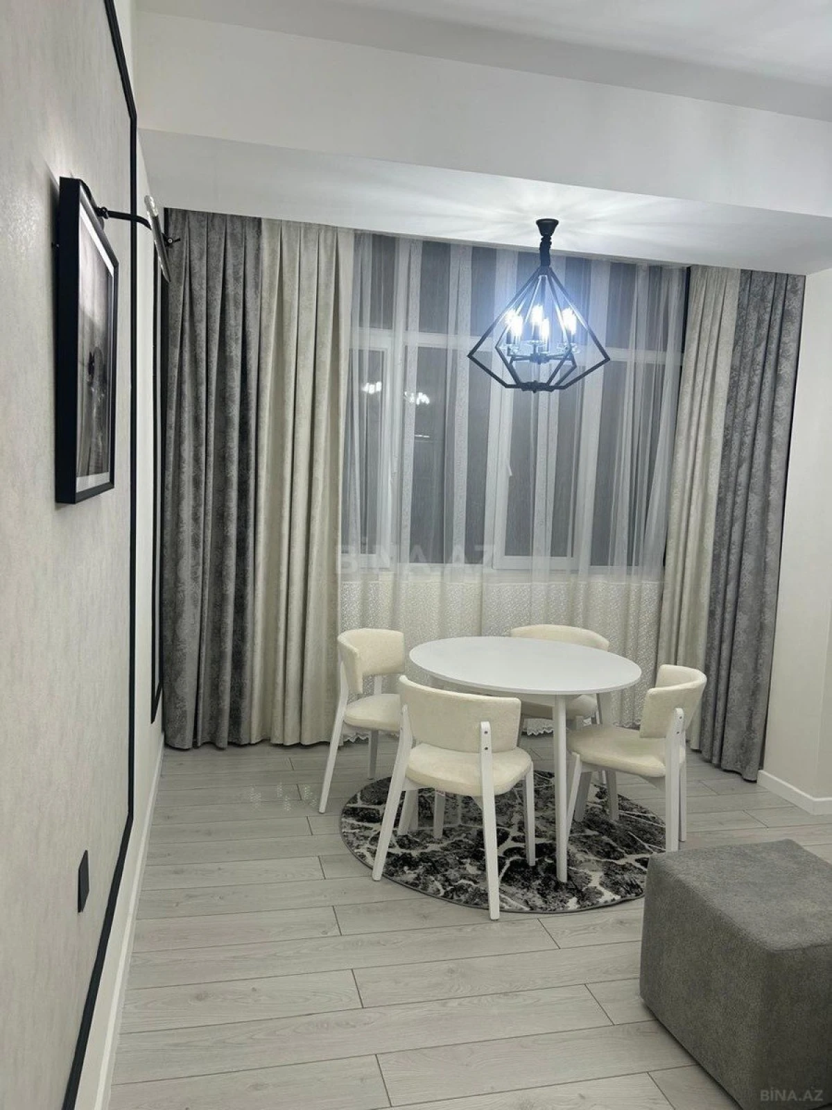 Satılır 2 otaqlı mənzil 60 m²