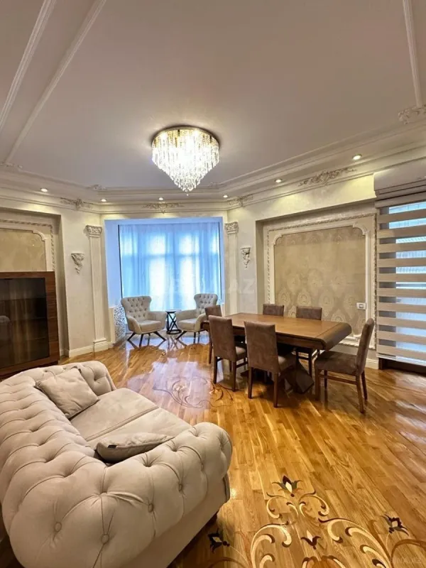 Kirayə verilir 3 otaqlı mənzil 100 m²