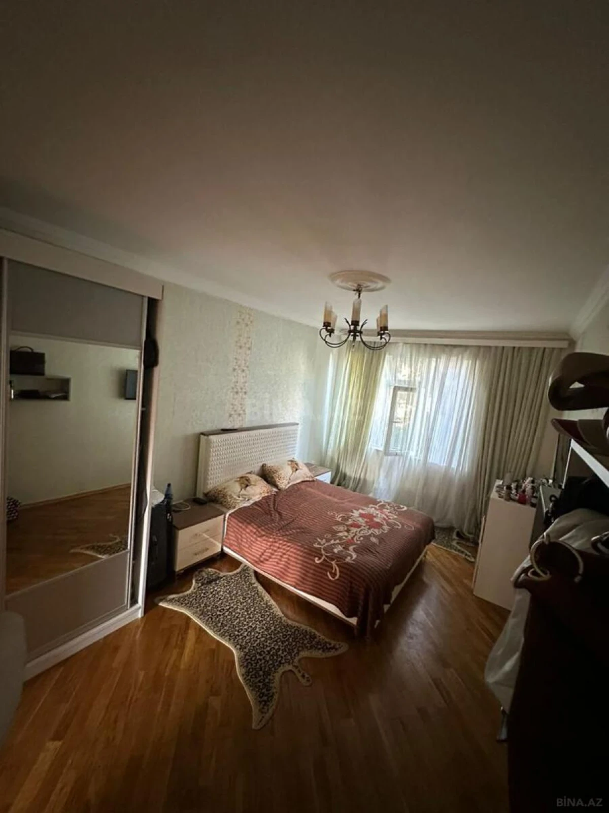 Satılır 2 otaqlı mənzil 58 m²